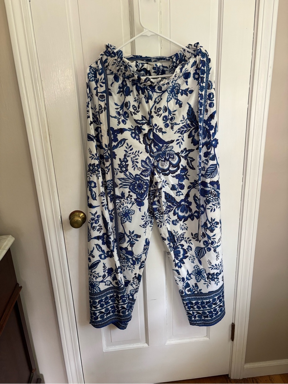 SHEIN Blue and White Floral pants